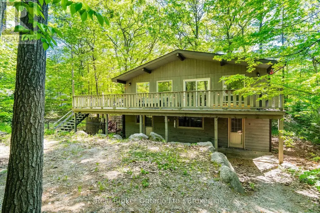 208 Desroches Trail, Tiny